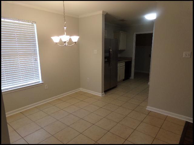 Foto del edificio - 13812 Hickory Glen Dr