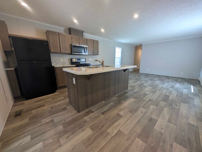 Foto del edificio - 16172 Frontenac Ave