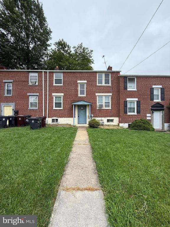 Building Photo - 2703 W 4th St