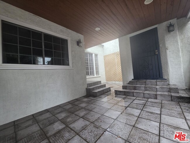 Foto del edificio - 939 S Ogden Dr