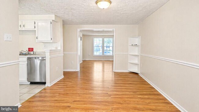 Foto del edificio - 7416 Kilcreggan Terrace