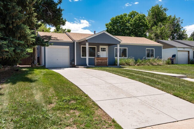 Photo - 5290 Highline Pl House