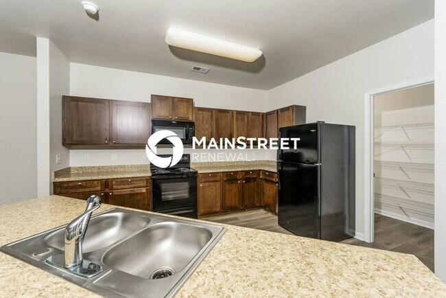 Building Photo - 3 Bedroom Pet-Friendly Home in SPRINGVILLE...