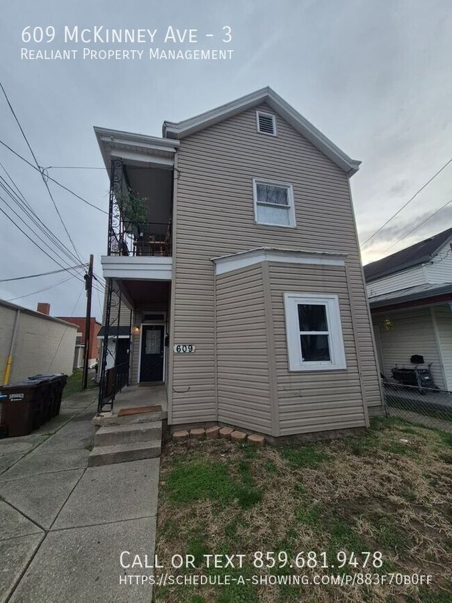 Building Photo - 609 McKinney Ave