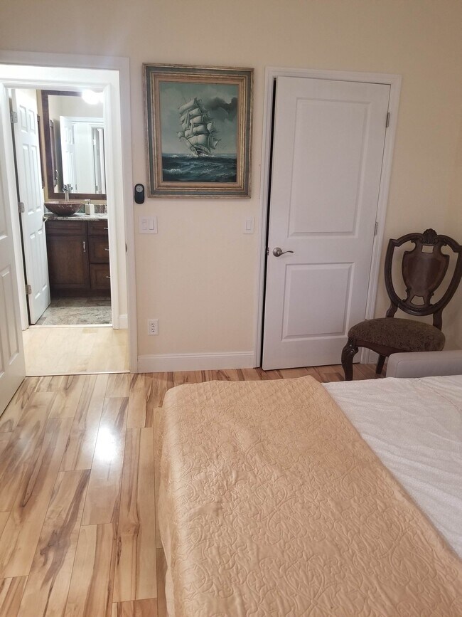 Foto del edificio - 1184 Riveredge Dr