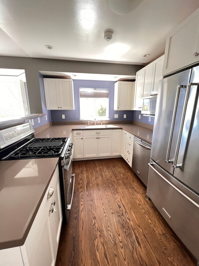 Building Photo - 31 Corte Morada