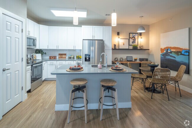 Interior Photo - Range at Reunion