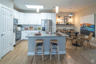 Interior Photo - Range at Reunion