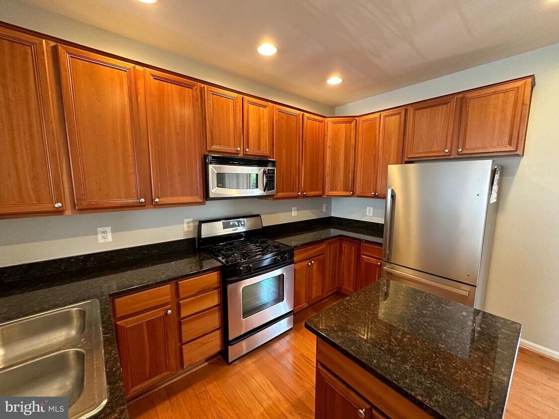 544 Mcarthur Terrace NE, Leesburg, VA 20176 Townhome Rentals in