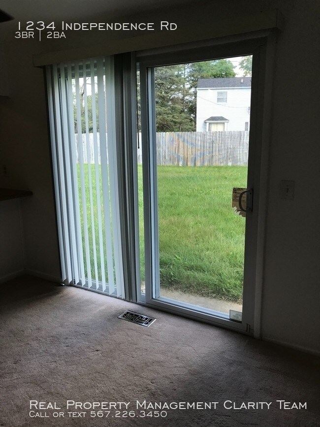 Foto del edificio - 3 Bed/1.5 Bath Inverness Village Home