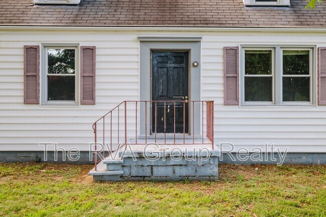Building Photo - 2340 Mill Rd