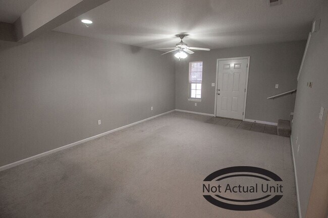 Building Photo - 4012-4014 Arctic Fox Dr.