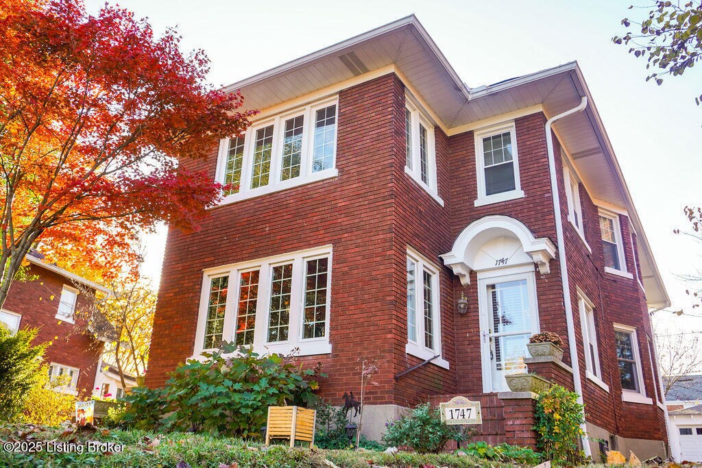 Foto principal - 1747 Harvard Dr