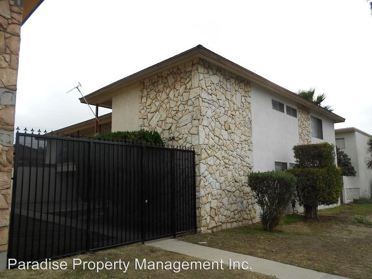Primary Photo - 2056 N Ventura Rd