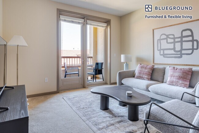 Building Photo - 7001 Sunne Ln