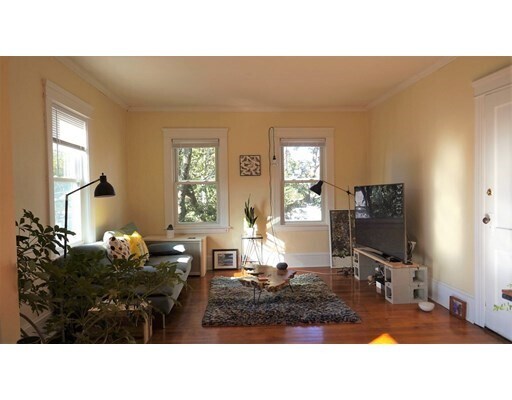 Building Photo - 94 Whitmarsh Ave