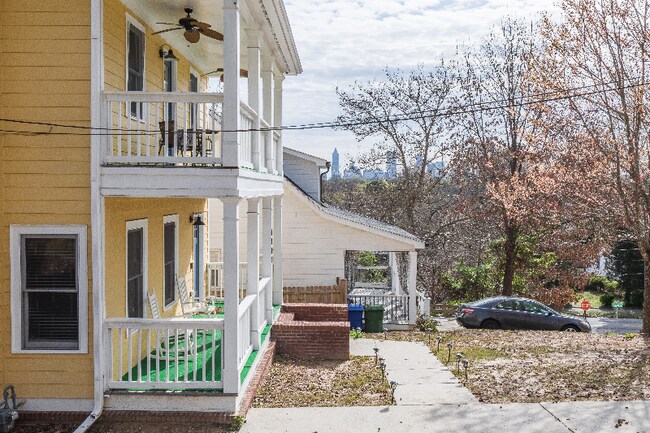 Foto del edificio - 1401 Rome Dr NW