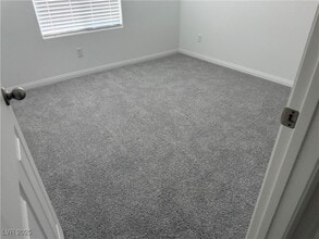 Building Photo - 10218 Starlit Cyn Ct