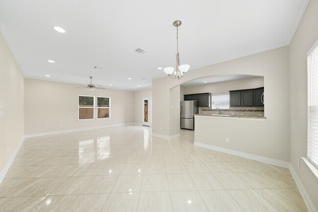 Foto del edificio - 14623 Taymouth Dr