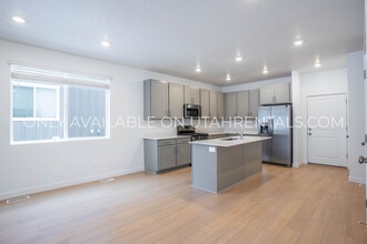 Building Photo - 4941 Willowstone Dr