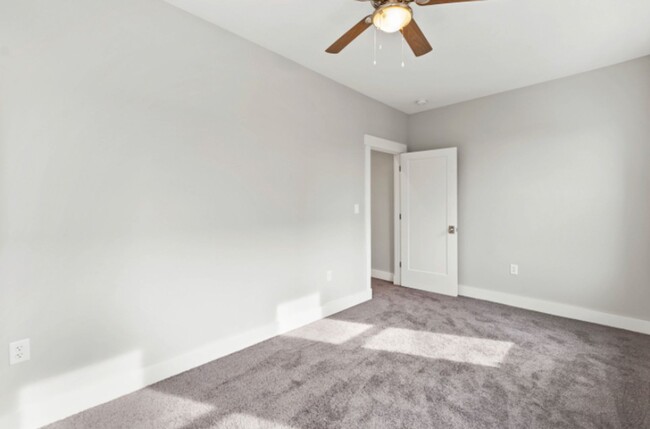 Foto del edificio - 3 Bedroom 2bath-Pittsburgh