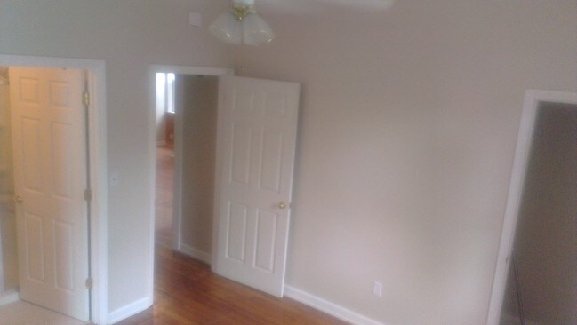 Bedroom - 5412 Lancaster Ave