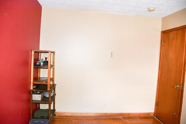 Foto del edificio - 1912 Virginia Ave