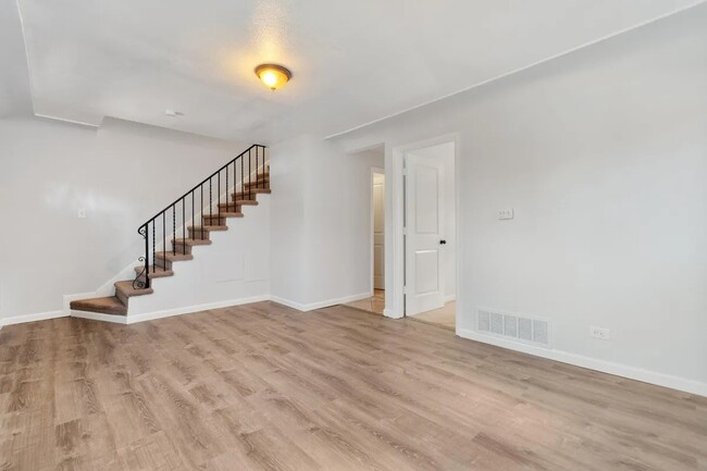 Building Photo - Beautiful home for rent near Sloan's Lake!