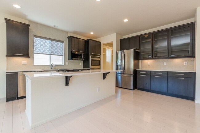 Foto del edificio - Beautiful 4 Bed, 3.5 bath home in SE Fort Collins