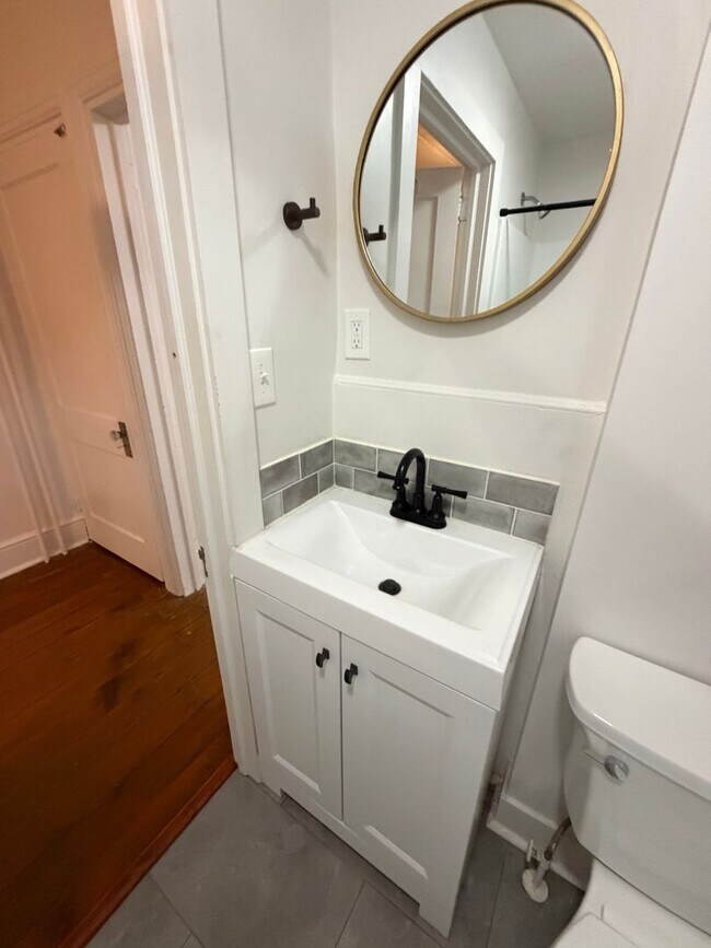 Foto del edificio - 338 Lancaster Ave