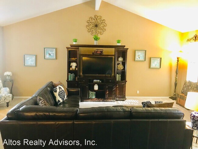 Building Photo - 4 br, 2.5 bath House - 118 Bentley Square
