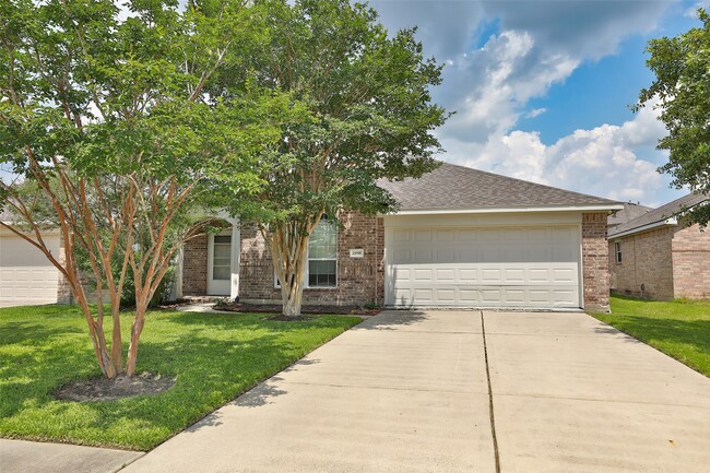 Building Photo - 24918 Oconee Dr