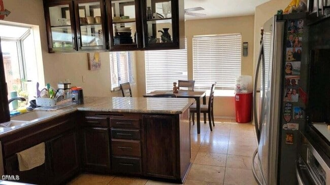 Building Photo - 2409 Grapevine Dr