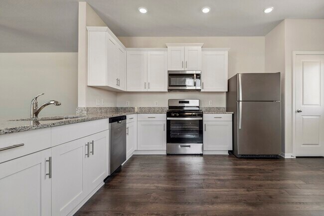 Foto del edificio - 15838 Berry Hl Dr