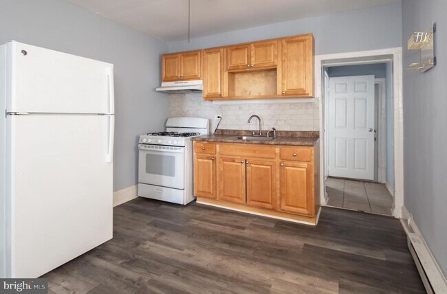 Foto del edificio - 2220 N Howard St