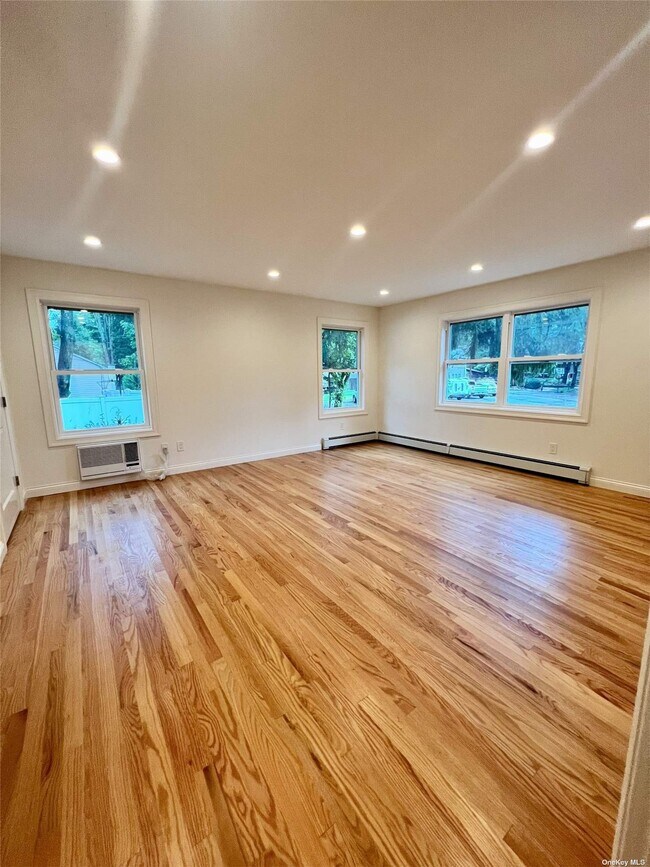 Foto del edificio - 21 Ruby Ln
