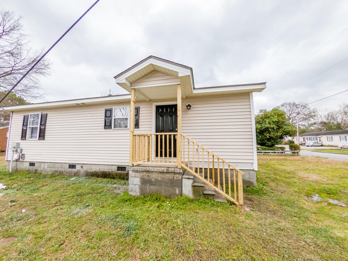 1000 Moore St, Rocky Mount, NC 27801 House Rental in Rocky Mount, NC