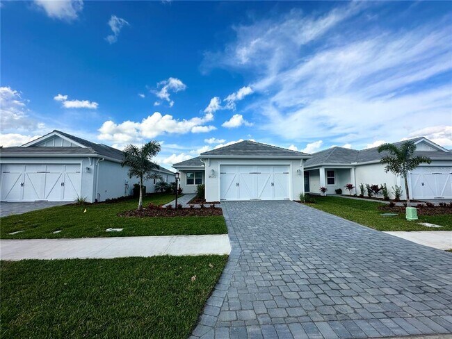 Building Photo - 8140 Sternway Rd