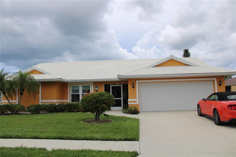 Foto principal - 1115 Hoover St