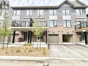 Building Photo - 512 Woodlily Private