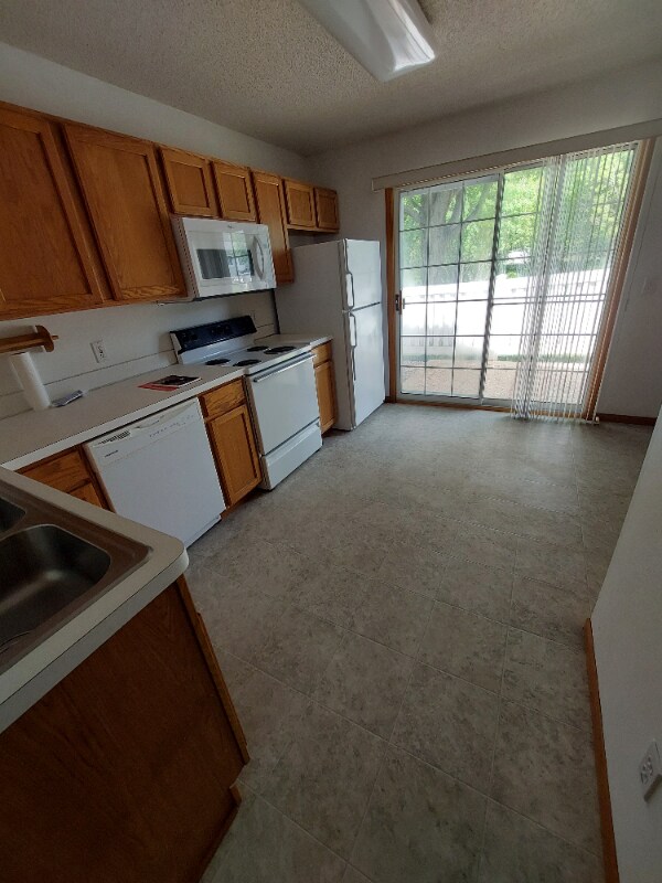 Foto del edificio - 398 Leeward Trail
