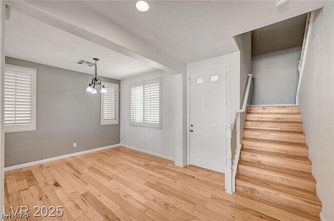 Building Photo - 9264 Cantana St