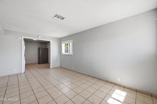 Foto del edificio - 5206 W Ocotillo Rd