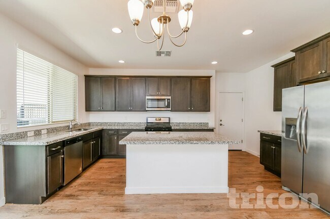 Building Photo - 4811 S Nageli