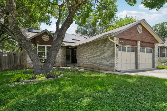 Building Photo - SEPTEMBER  HALF OFF First Month Rent