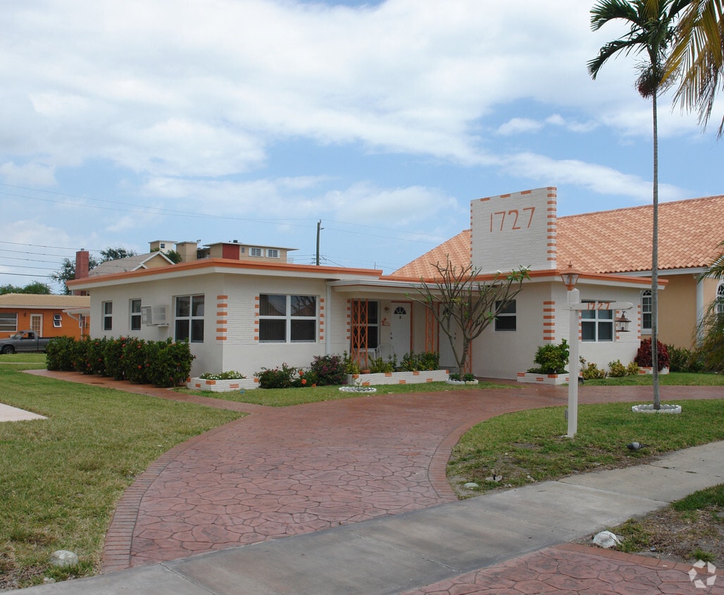 Foto del edificio - 1727 Dewey St