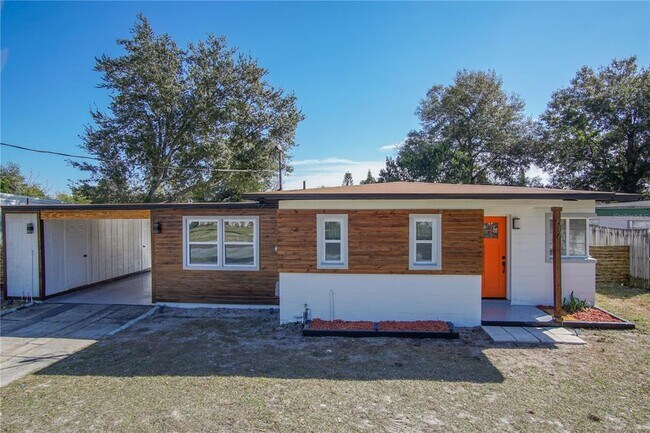 Building Photo - 517 San Juan Blvd