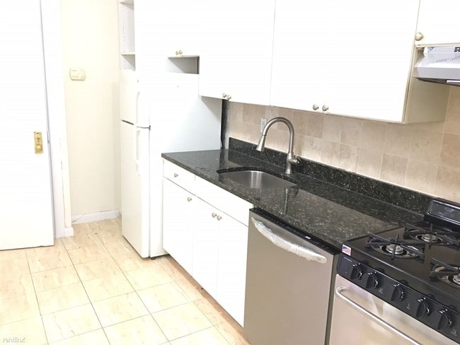 Building Photo - 1 br, 1 bath  - 47 Park Ave