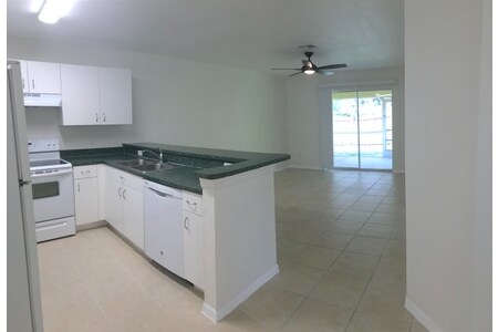 Foto del edificio - 1169 Lake McGregor Dr