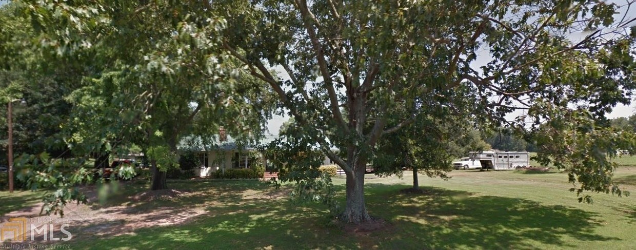 Primary Photo - 4669 E Cherokee Dr